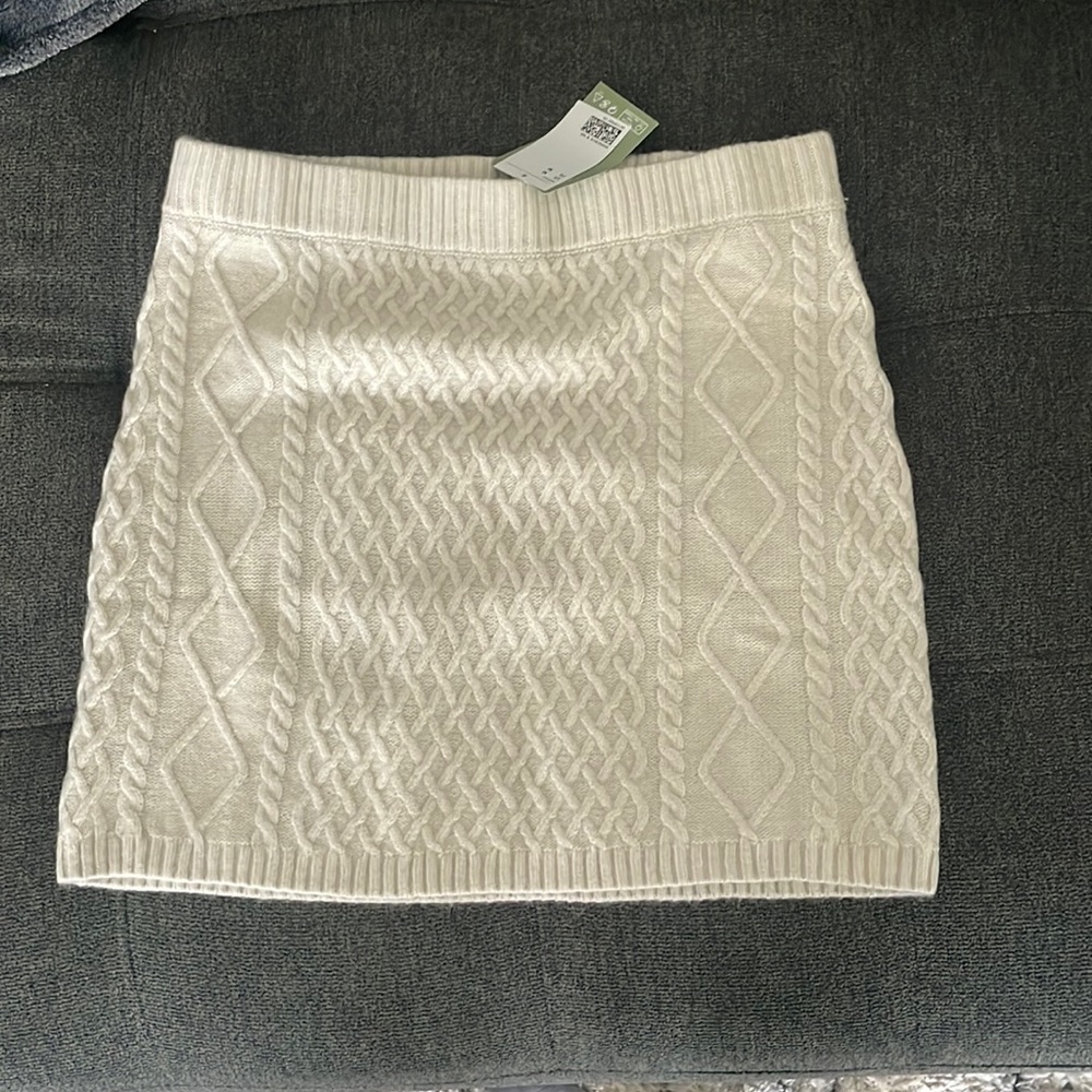 Cream knit mini skirt